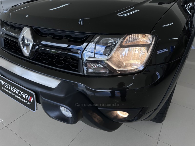 DUSTER OROCH 2.0 16V FLEX DYNAMIQUE AT 4P AUTOMÁTICO - 2017 - CHARQUEADAS