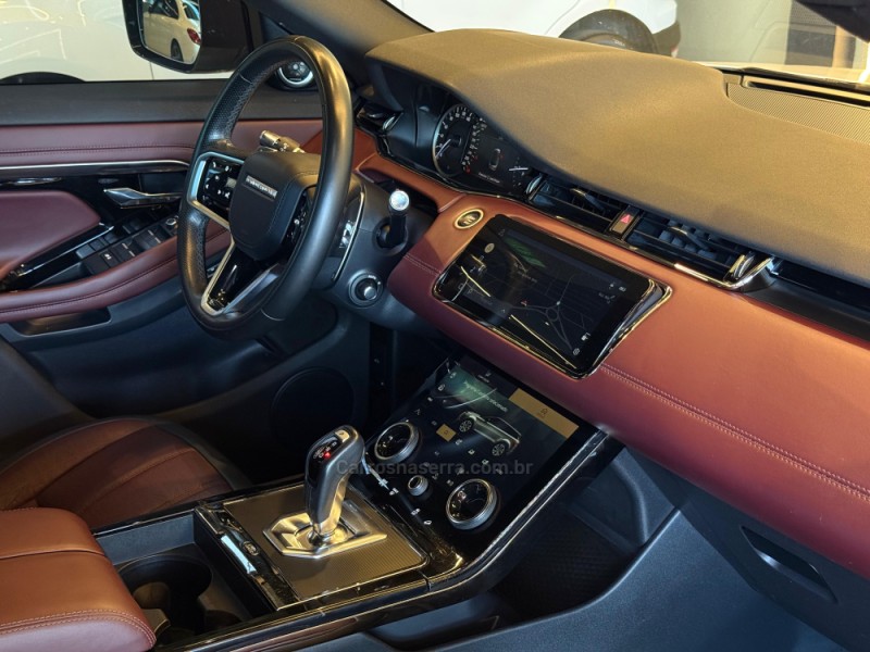 RANGE ROVER EVOQUE 2.0 SE R-DYNAMIC AWD 16V FLEX 4P AUTOMÁTICO - 2022 - CAXIAS DO SUL