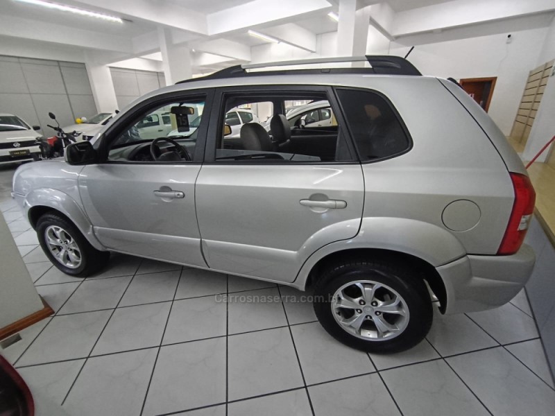 TUCSON 2.0 MPFI GLS 16V 143CV 2WD FLEX 4P AUTOMÁTICO - 2015 - NOVA PETRóPOLIS