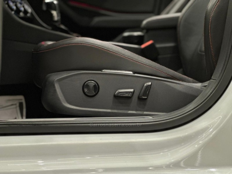 JETTA 2.0 16V TSI GLI 350 GASOLINA 4P AUTOMÁTICO - 2019 - CAXIAS DO SUL