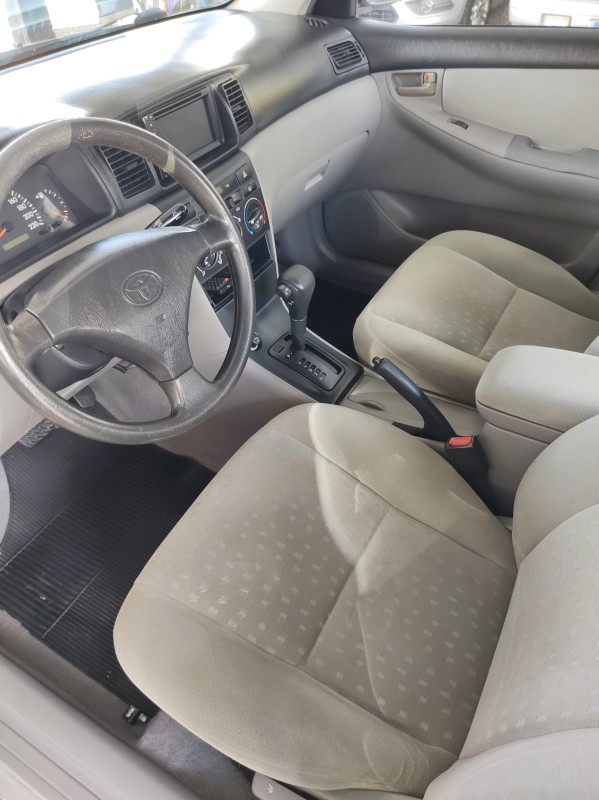 COROLLA 1.6 XLI 16V GASOLINA 4P AUTOMÁTICO - 2006 - VALE REAL