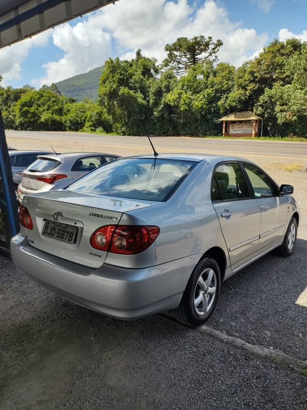 COROLLA 1.6 XLI 16V GASOLINA 4P AUTOMÁTICO - 2006 - VALE REAL