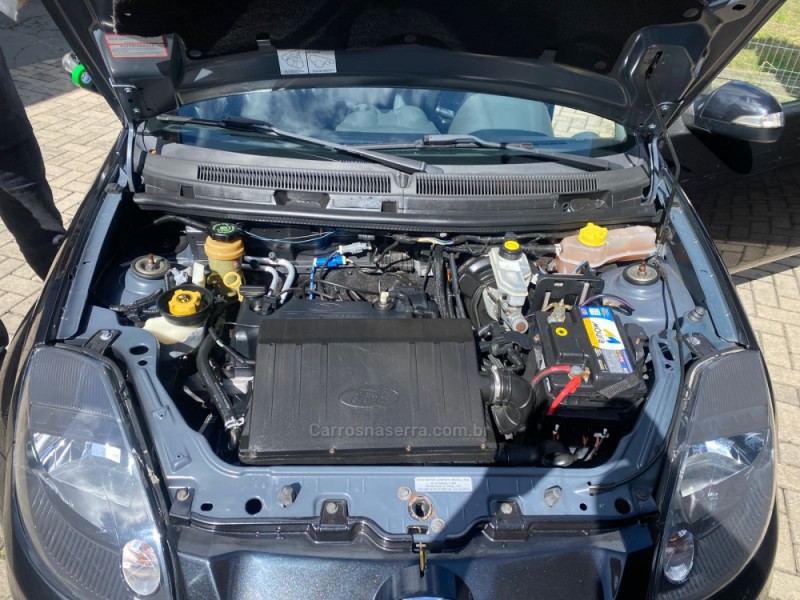 KA 1.0 MPI CLASS 8V FLEX 2P MANUAL - 2013 - CANELA