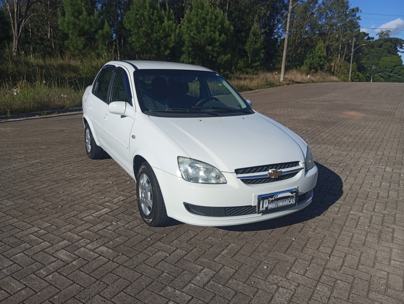 CLASSIC 1.0 MPFI LS 8V GASOLINA 4P MANUAL - 2013 - CAXIAS DO SUL