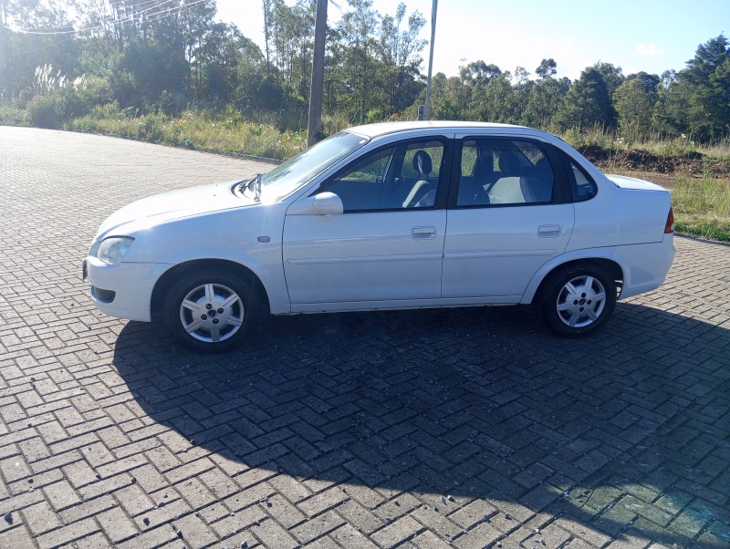 CLASSIC 1.0 MPFI LS 8V GASOLINA 4P MANUAL - 2013 - CAXIAS DO SUL