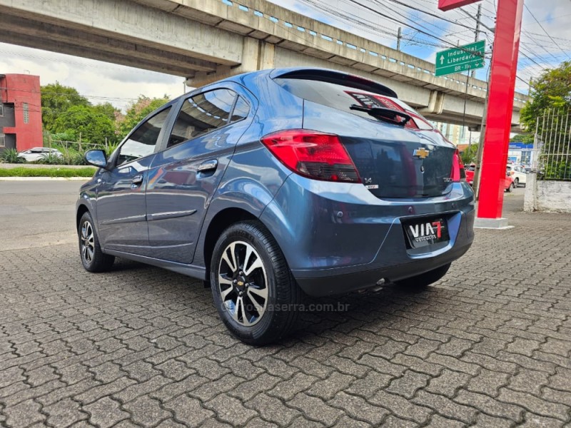 ONIX 1.4 MPFI LTZ 8V FLEX 4P MANUAL - 2015 - NOVO HAMBURGO