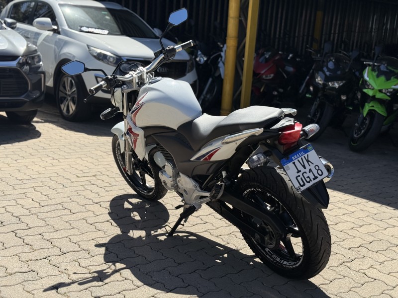 CB 300R  - 2014 - BENTO GONçALVES