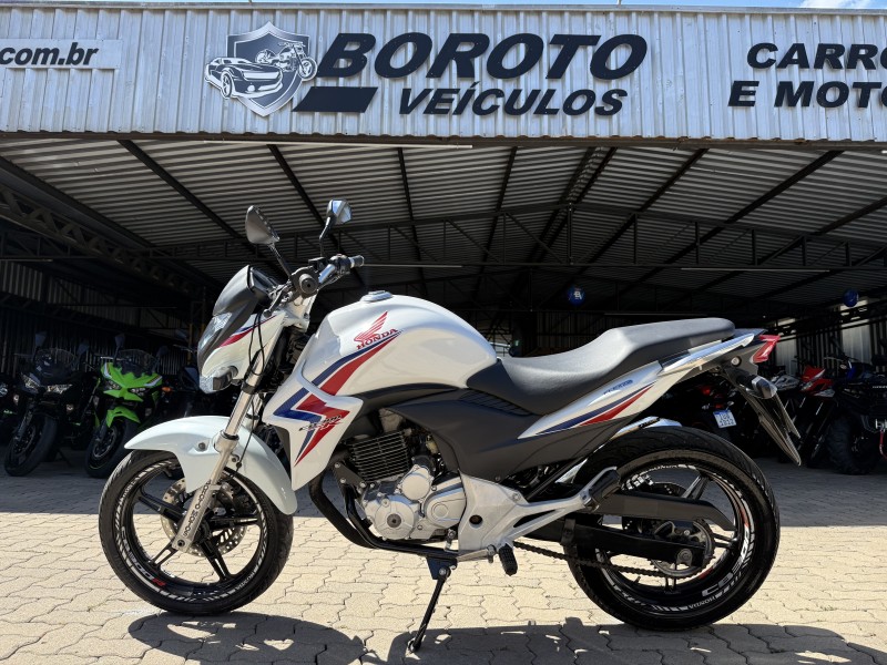 cb 300r  2014 bento goncalves