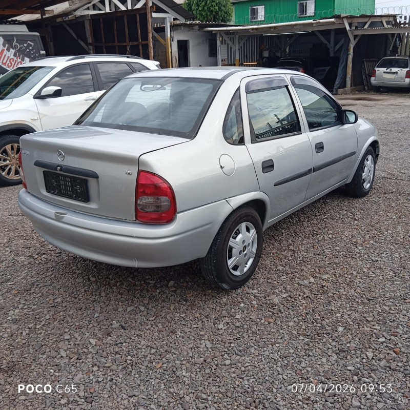 CORSA 1.6 MPFI GL 8V GASOLINA 4P MANUAL - 2003 - CAXIAS DO SUL