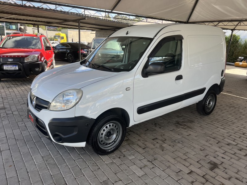 kangoo 1.6 expression 16v flex 4p manual 2016 caxias do sul