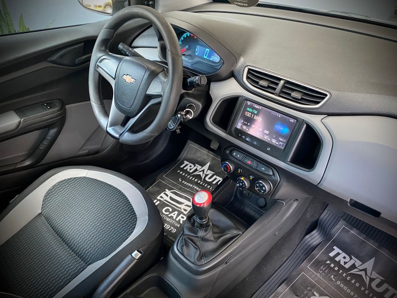 ONIX 1.0 LT 12V FLEX 4P MANUAL - 2015 - LAJEADO