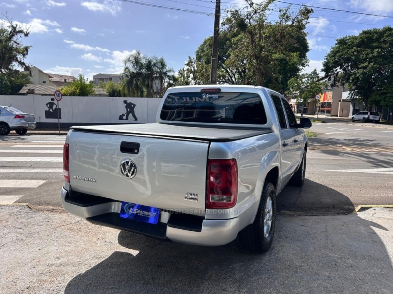 AMAROK 2.0 4X4 CD 16V TURBO INTERCOOLER DIESEL 4P MANUAL - 2013 - VENâNCIO AIRES