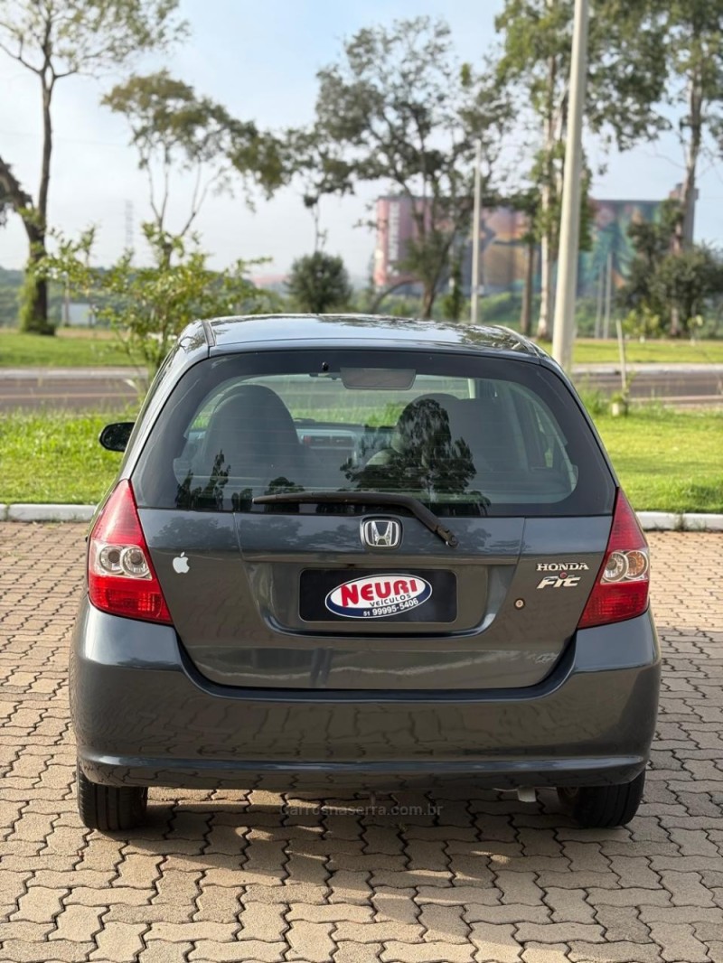 FIT 1.4 LX 16V FLEX 4P AUTOMÁTICO - 2006 - LAJEADO