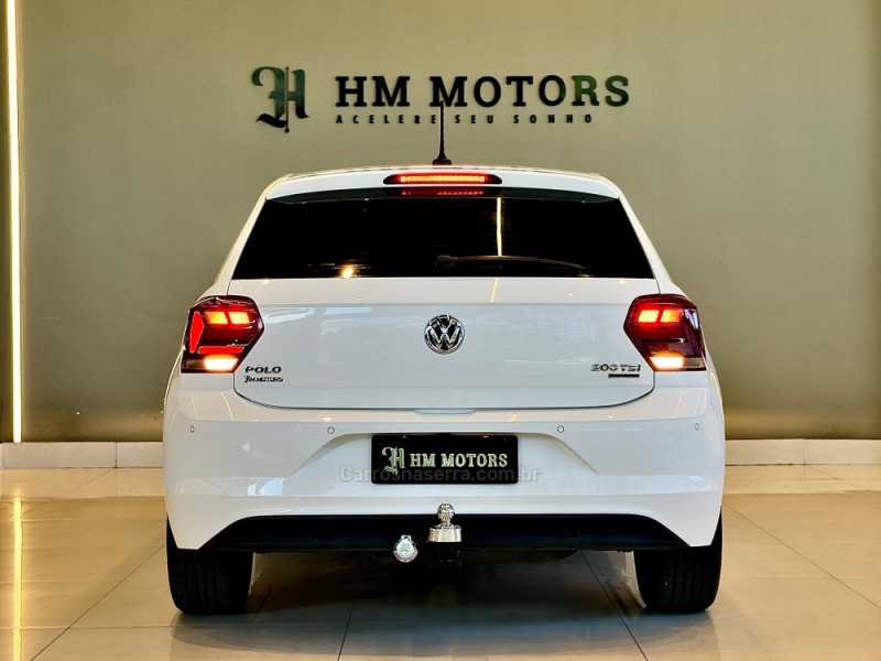 POLO 1.0	200 TSI HIGHLINE AUTOMÁTICO  - 2018 - CAXIAS DO SUL