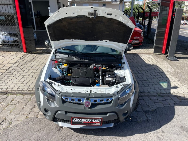 STRADA 1.8 MPI ADVENTURE LOCKER CE 8V FLEX 2P MANUAL - 2016 - CAXIAS DO SUL