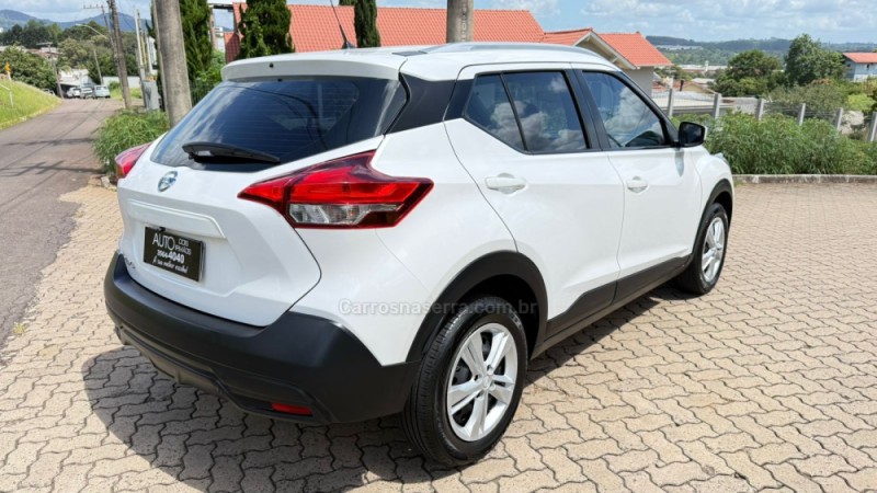 KICKS 1.6 S DIRECT 16V FLEX 4P AUTOMÁTICO - 2020 - DOIS IRMãOS