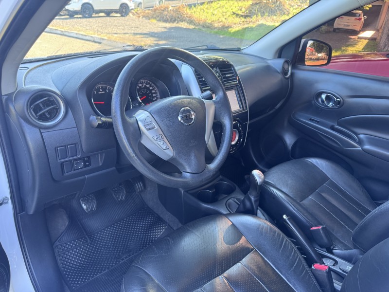 VERSA 1.6 16V FLEX SL 4P MANUAL - 2017 - DOIS IRMãOS