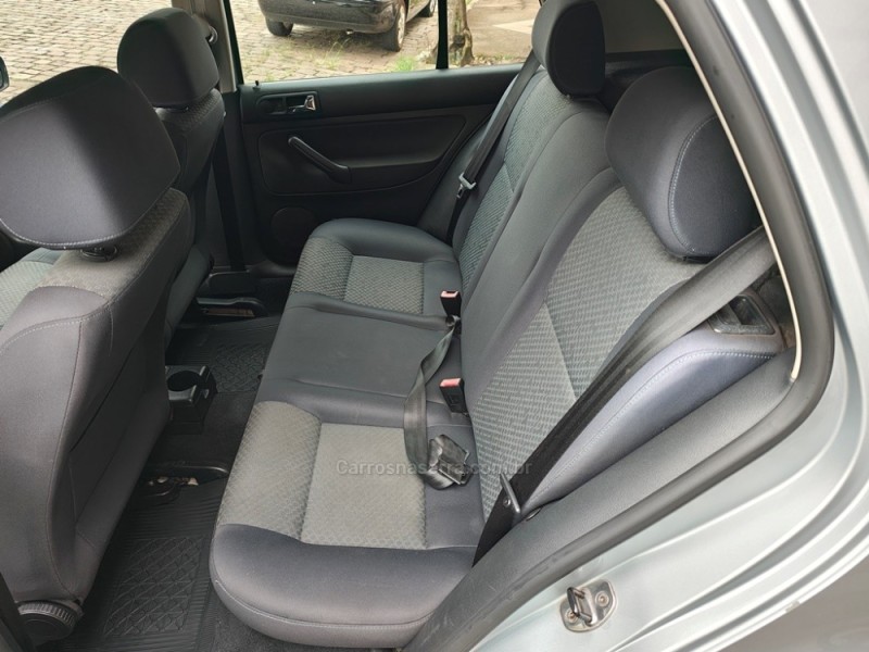 GOLF 2.0 MI 8V FLEX 4P TIPTRONIC - 2012 - GUAPORé