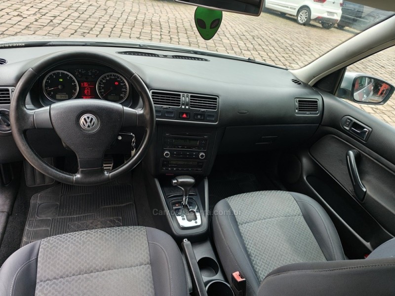 GOLF 2.0 MI 8V FLEX 4P TIPTRONIC - 2012 - GUAPORé