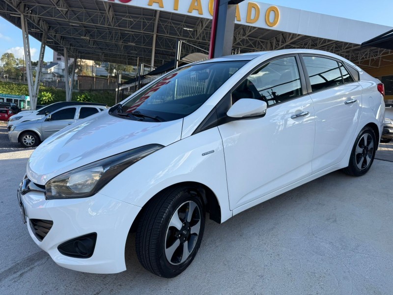 HB20S 1.6 IMPRESS 16V FLEX 4P AUTOMÁTICO - 2015 - CAXIAS DO SUL