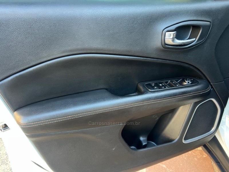 COMPASS 2.0 16V FLEX LONGITUDE AUTOMÁTICO - 2019 - PORTO ALEGRE