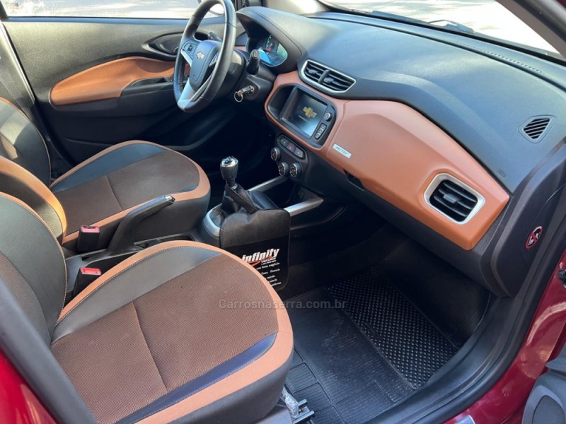 ONIX 1.4 MPFI ACTIV 8V FLEX 4P MANUAL - 2017 - PORTO ALEGRE