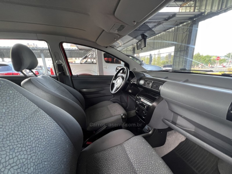 FOX 1.6 MI PLUS 8V FLEX 4P MANUAL - 2005 - BOM PRINCíPIO