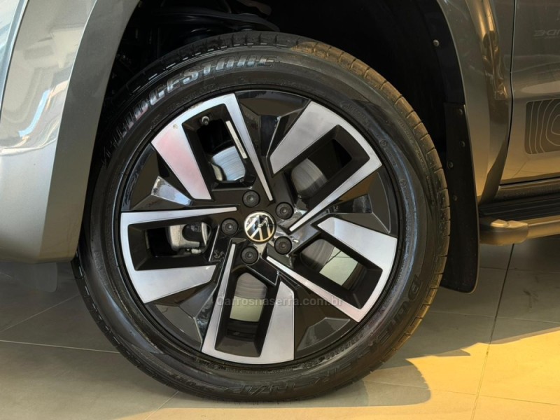 AMAROK 3.0 V6 EXTREME CD DIESEL 4X4 AT 4P AUTOMÁTICO - 2025 - CAXIAS DO SUL