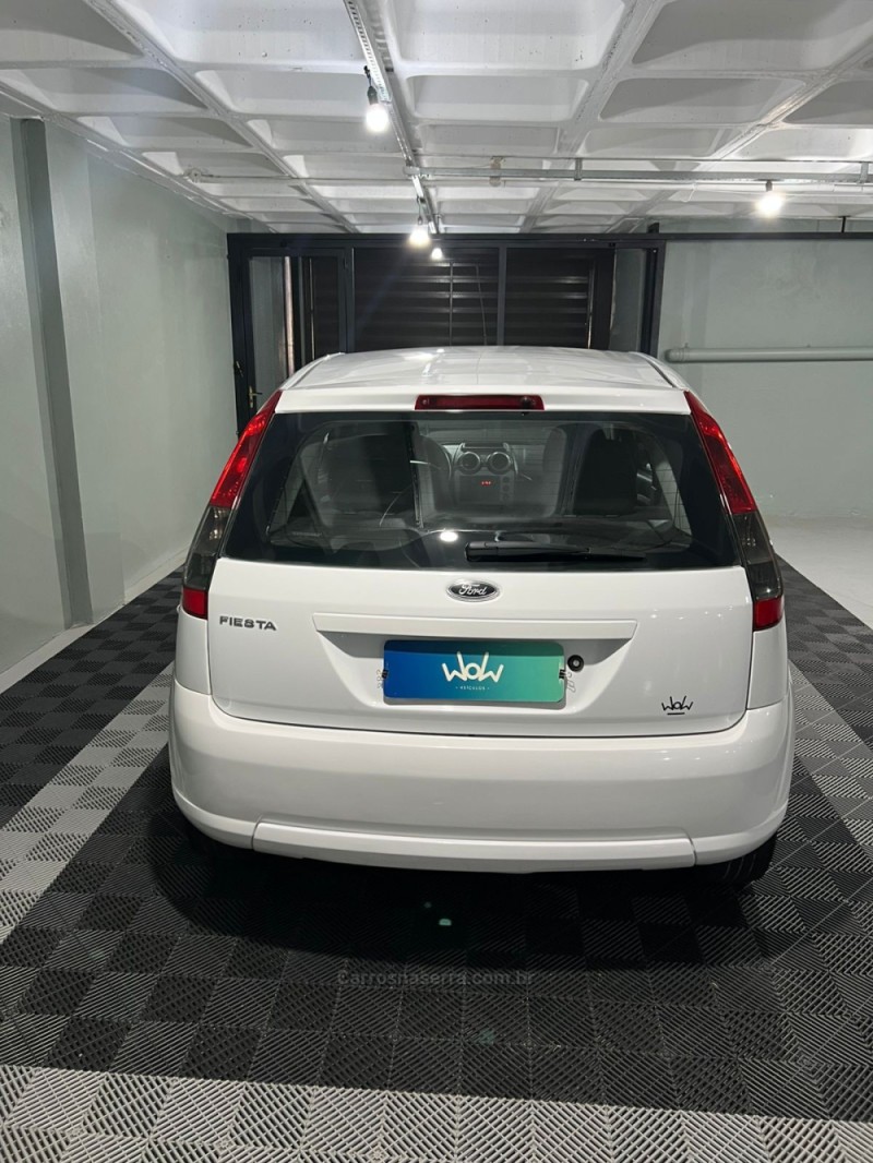 FIESTA 1.0 SE 8V FLEX 4P MANUAL - 2014 - BENTO GONçALVES