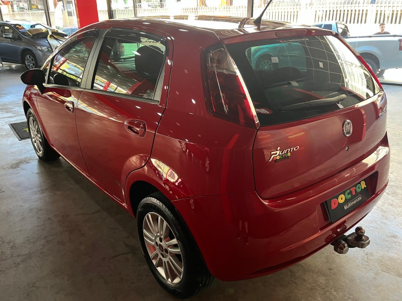 PUNTO 1.4 ATTRACTIVE 8V FLEX 4P MANUAL - 2011 - SãO LEOPOLDO