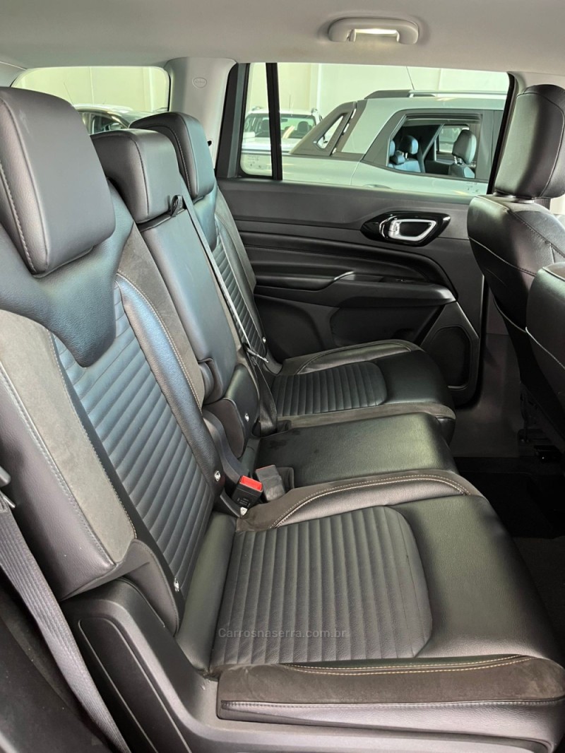 COMMANDER 2.0 LIMITED T380 16V 4X4 TURBO DIESEL 4P AUTOMÁTICO - 2022 - BENTO GONçALVES