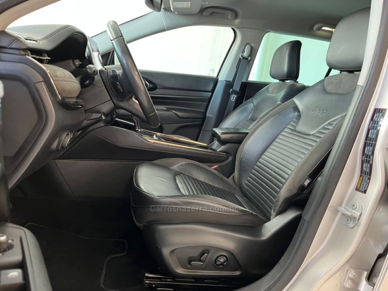 COMMANDER 2.0 LIMITED T380 16V 4X4 TURBO DIESEL 4P AUTOMÁTICO - 2022 - BENTO GONçALVES