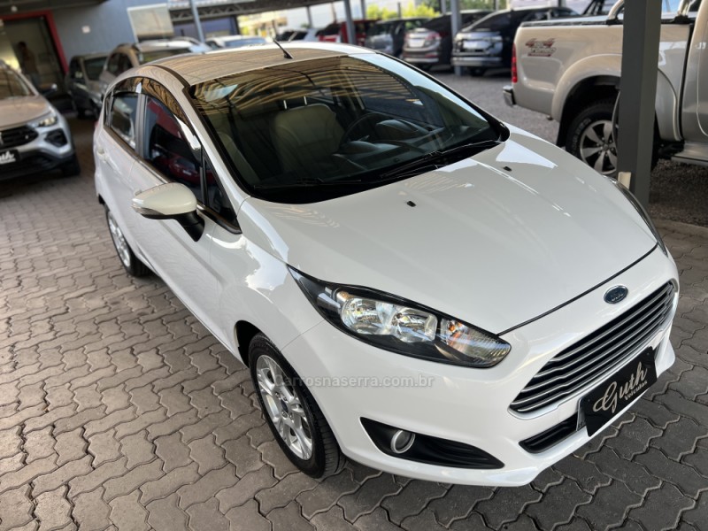 FIESTA 1.0 SEL ECOBOOST GTDI 12V GASOLINA 4P AUTOMÁTICO - 2017 - BOM PRINCíPIO