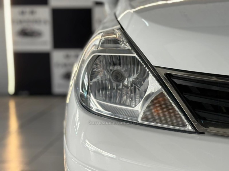 TIIDA 1.8 SL 16V FLEX 4P MANUAL - 2012 - NOVO HAMBURGO