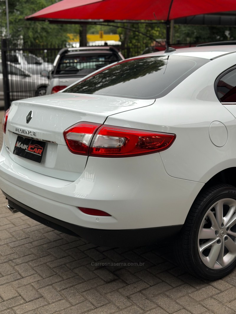 FLUENCE 2.0 PRIVILÉGE 16V FLEX 4P AUTOMÁTICO - 2015 - ESTâNCIA VELHA