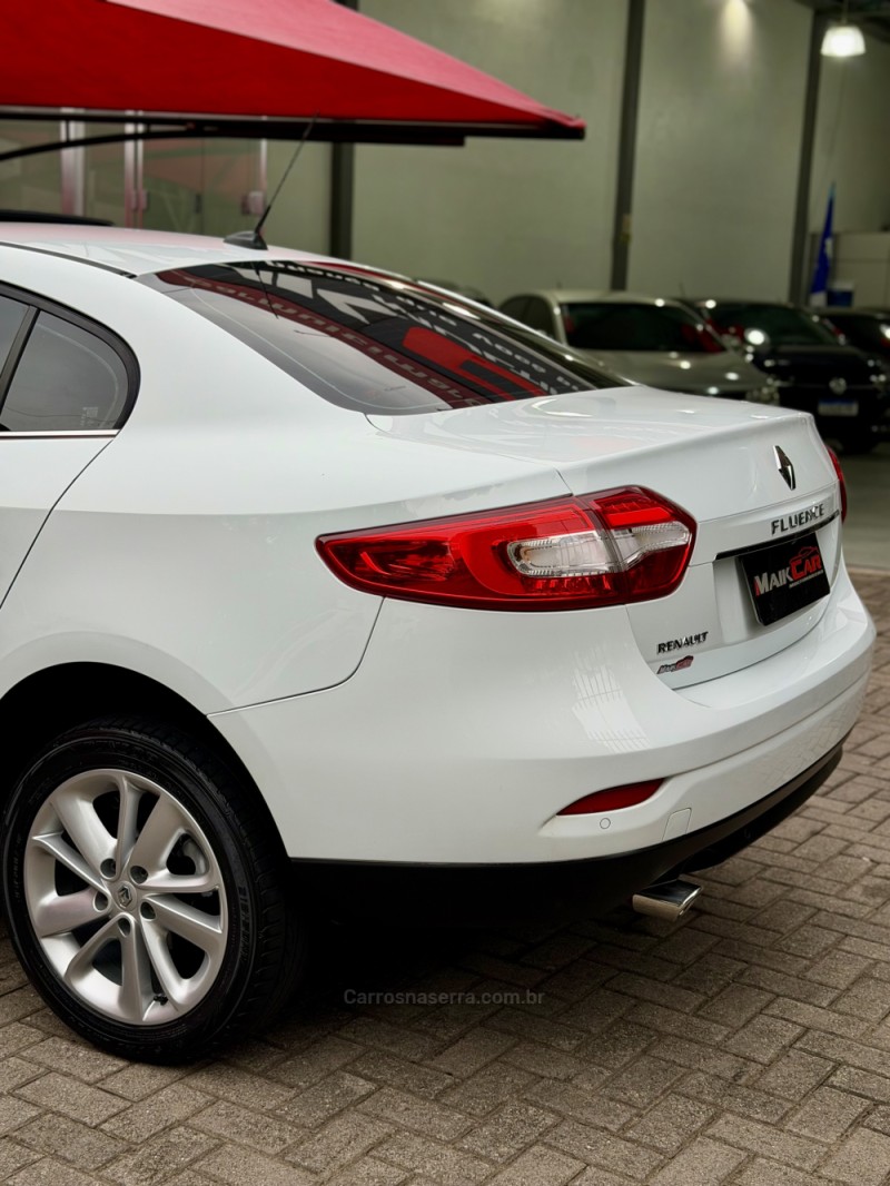 FLUENCE 2.0 PRIVILÉGE 16V FLEX 4P AUTOMÁTICO - 2015 - ESTâNCIA VELHA
