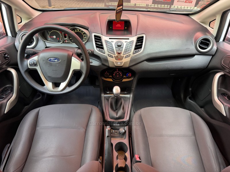 FIESTA 1.6 SE HATCH 16V FLEX 4P MANUAL - 2012 - ESTâNCIA VELHA