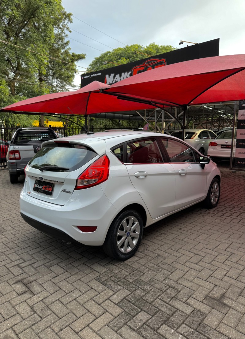 FIESTA 1.6 SE HATCH 16V FLEX 4P MANUAL - 2012 - ESTâNCIA VELHA