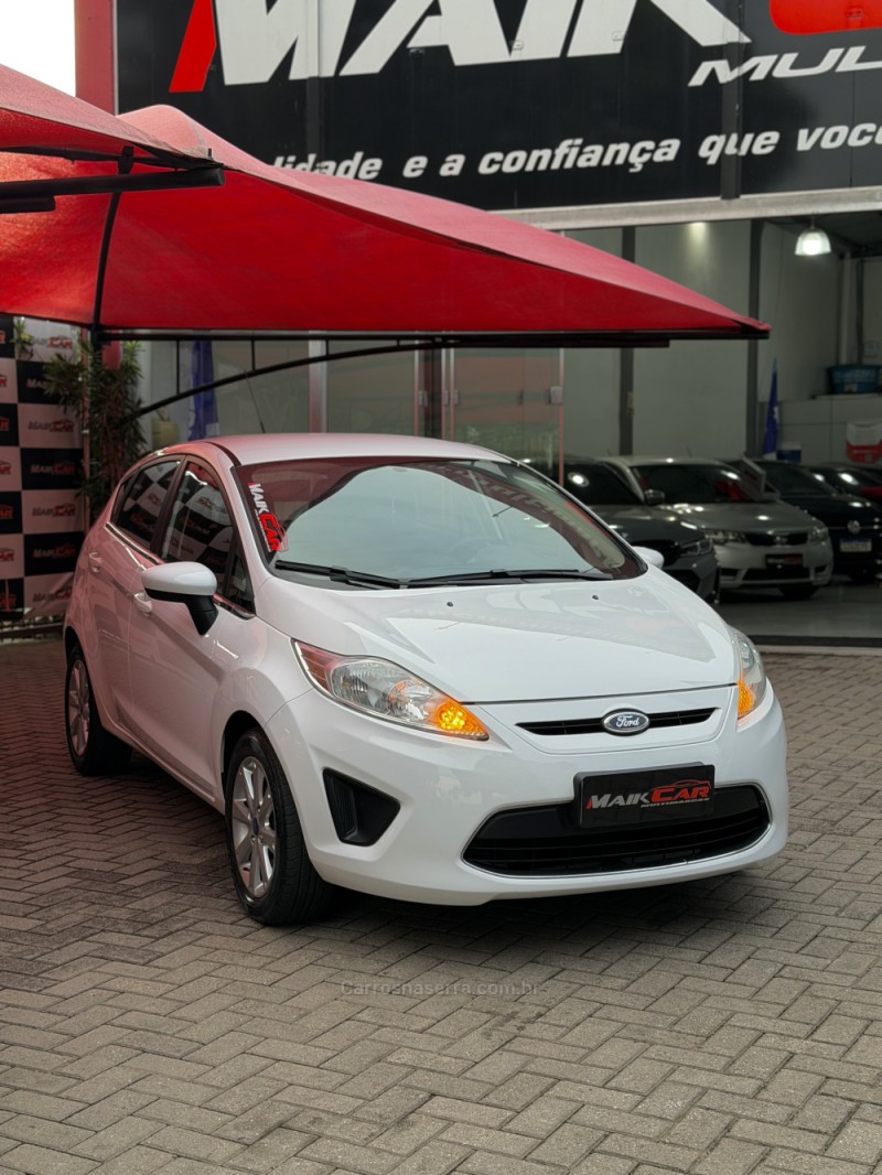 FIESTA 1.6 SE HATCH 16V FLEX 4P MANUAL - 2012 - ESTâNCIA VELHA