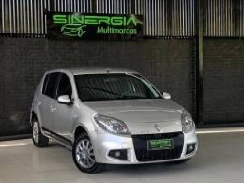 SANDERO 1.6 PRIVILÉGE 16V FLEX 4P AUTOMÁTICO - 2014 - CAXIAS DO SUL