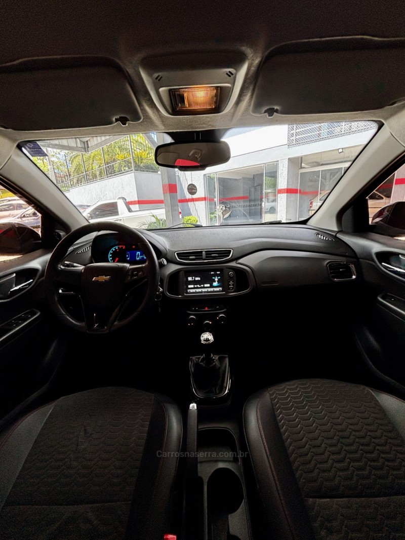 ONIX 1.4 MPFI LTZ 8V FLEX 4P MANUAL - 2017 - HARMONIA