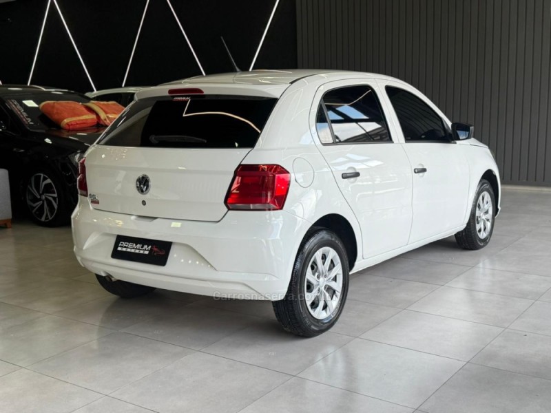 GOL 1.0 12V MPI TOTALFLEX 4P MANUAL - 2023 - DOIS IRMãOS