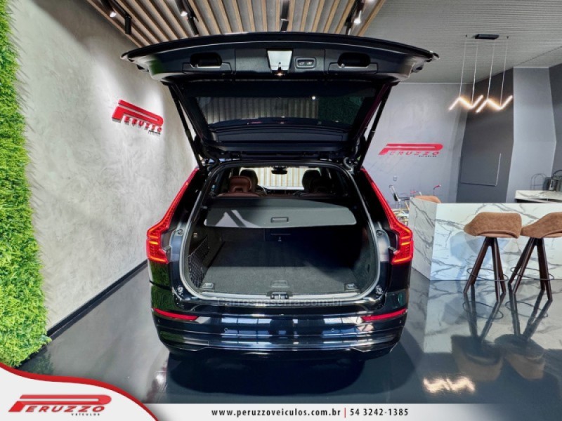 XC60 2.0 T8 INSCRIPTION 4P HYBRID AUTOMÁTICO - 2022 - NOVA PRATA