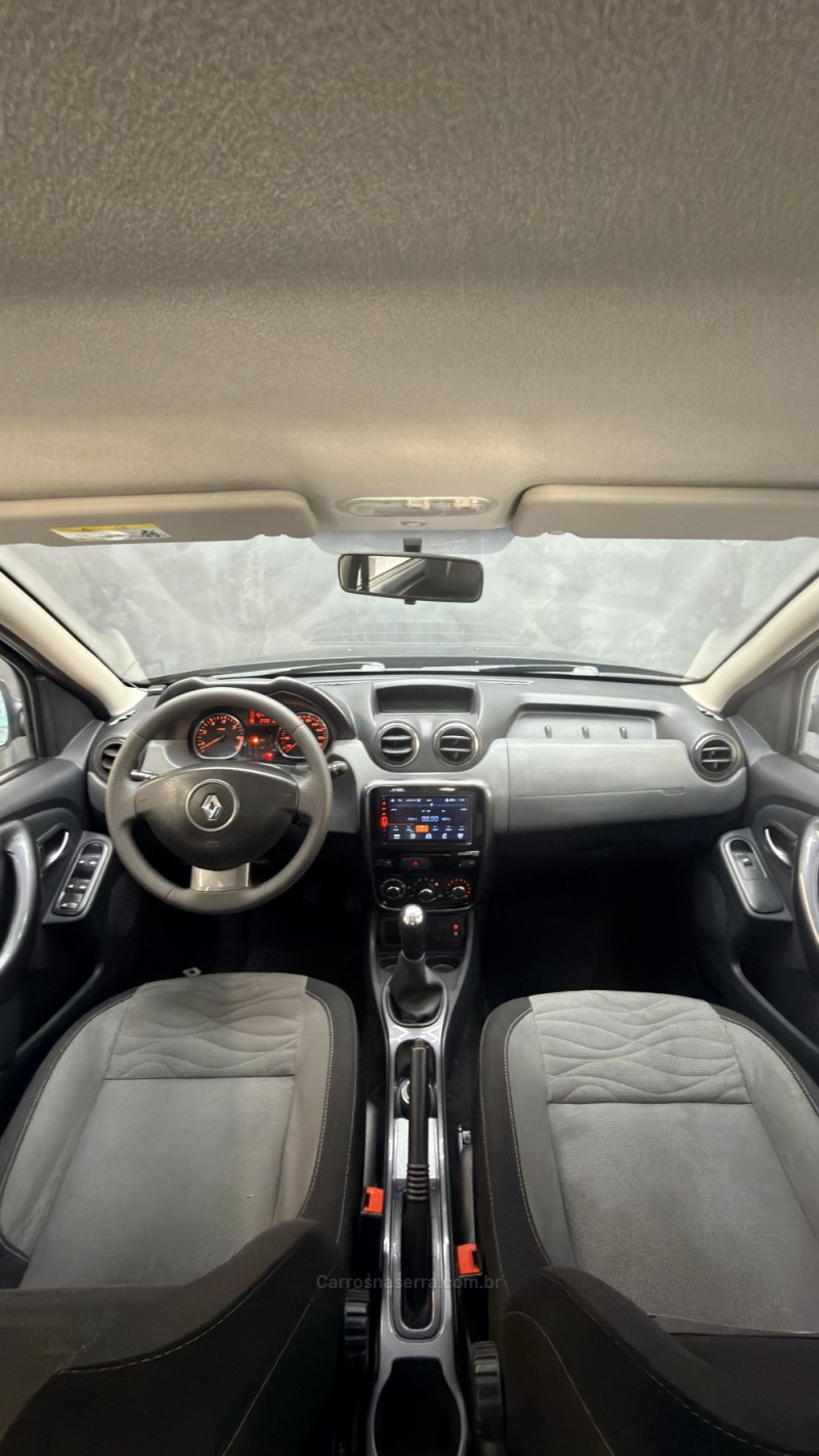 DUSTER 1.6 DYNAMIQUE 4X2 16V FLEX 4P MANUAL - 2013 - CAXIAS DO SUL