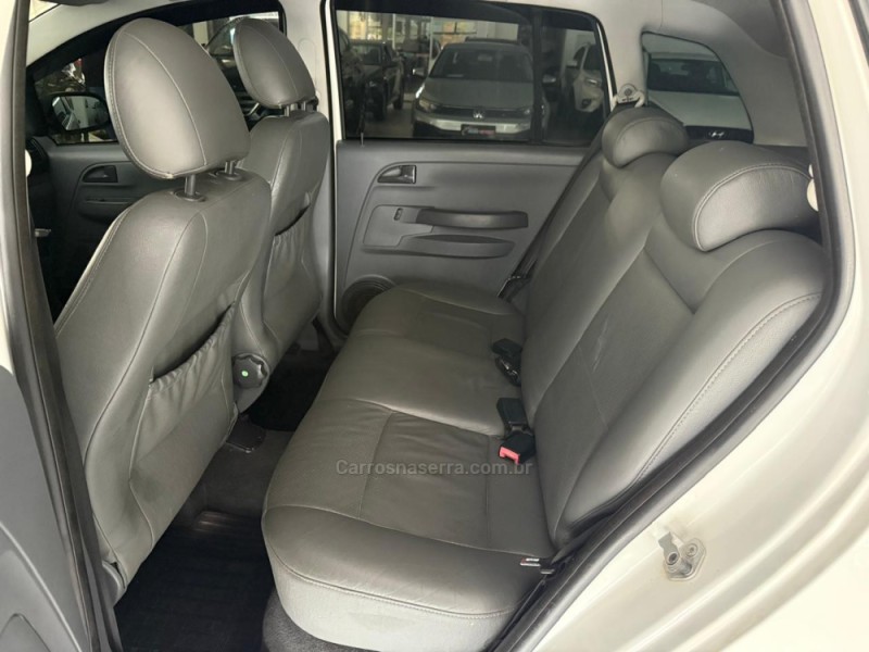 SPACEFOX 1.6 MI 8V FLEX 4P MANUAL - 2008 - NOVO HAMBURGO