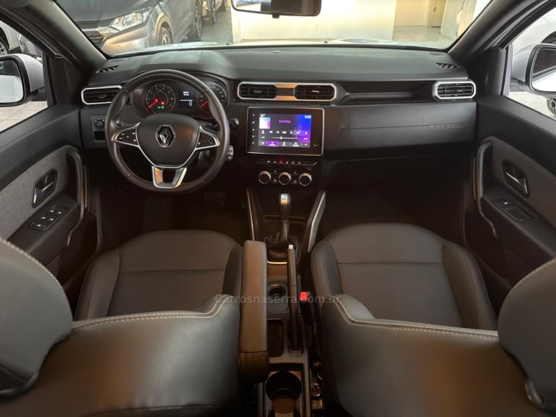 DUSTER 1.6 ICONIC 16V FLEX 4P AUTOMÁTICO - 2022 - NOVO HAMBURGO