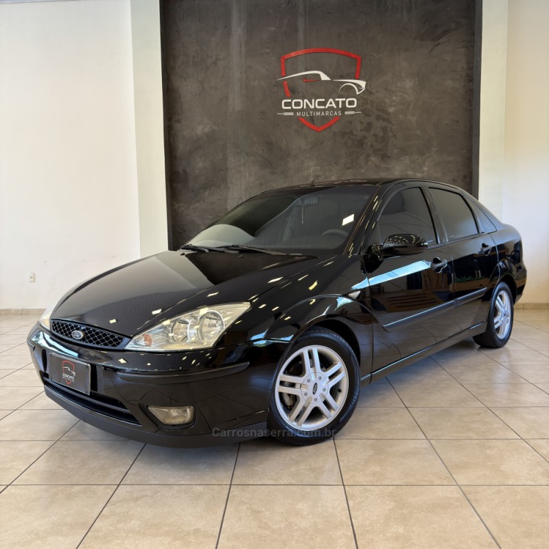 focus 1.6 gl sedan 8v flex 4p manual 2005 farroupilha