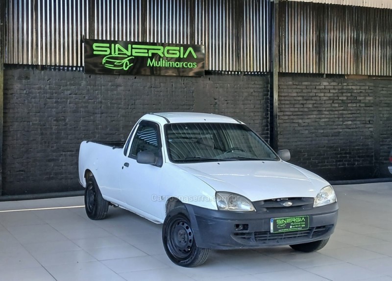 COURIER 1.6 MPI L 8V FLEX 2P MANUAL - 2005 - CAXIAS DO SUL