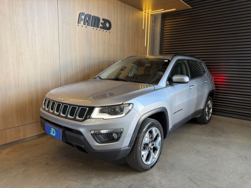 COMPASS 2.0 16V DIESEL LONGITUDE 4X4 AUTOMÁTICO - 2019 - LAJEADO