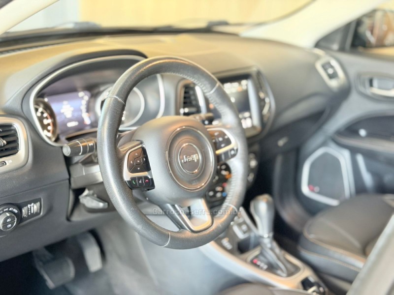 COMPASS 2.0 16V DIESEL LONGITUDE 4X4 AUTOMÁTICO - 2019 - LAJEADO